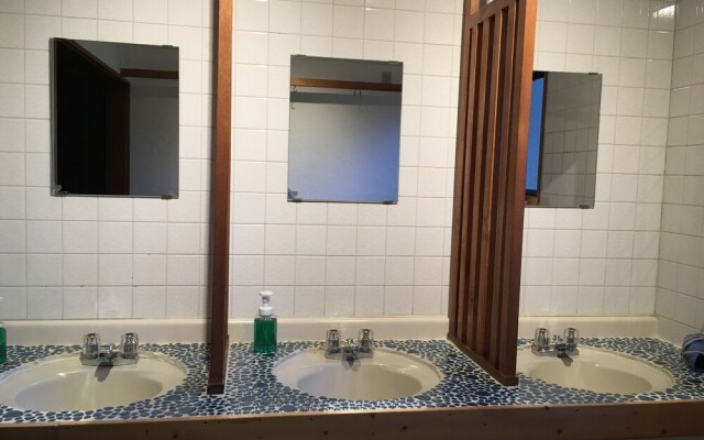 Teishaba Guesthouse & Cafe – Hostel