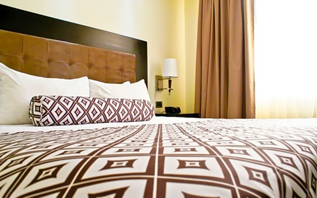 Crowne Plaza - Maruma Hotel & Casino
