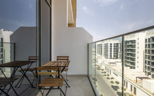 Nasma Holiday Homes - Azizi Riviera