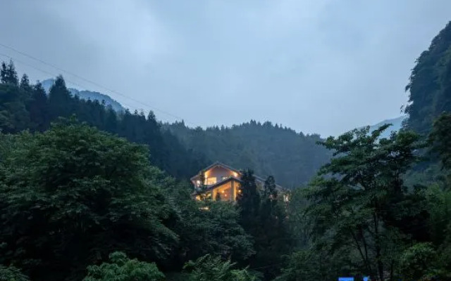 Bifengxia Yunshang Tingshui B&B