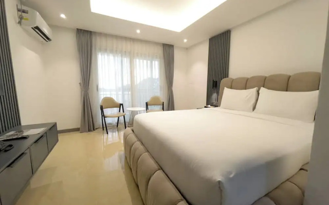 The Clover Hotel