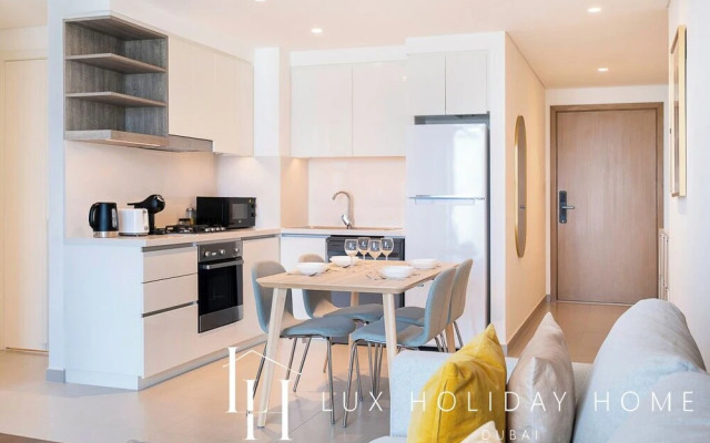 LUX The Downtown Zabeel View Suite