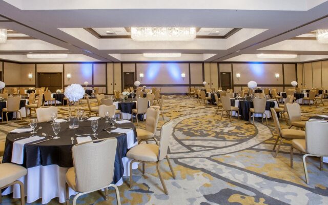 Crowne Plaza Memphis East