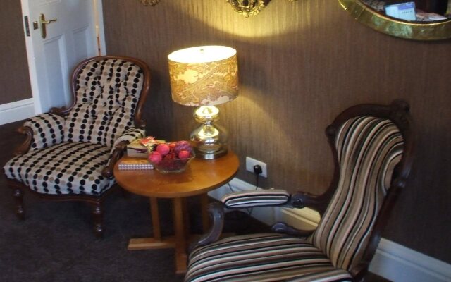 Grimscote Manor Hotel