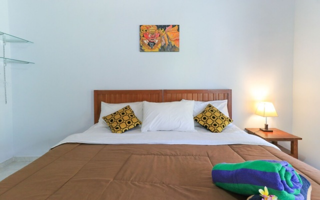Kompyang Rai Guest House – Guest Rooms – Canggu