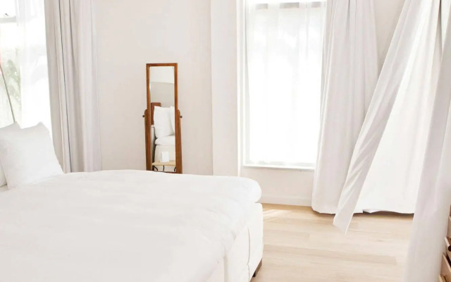 Vesper Hotel