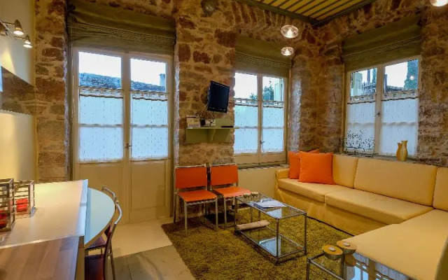 Kiriaki Guesthouse & Suites