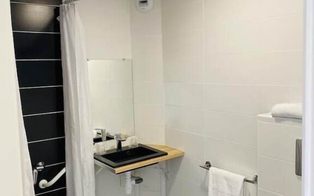 Premiere Classe Rennes Ouest - Le Rheu