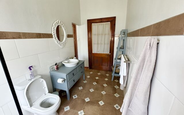 Whistlewood Guest House  Walmer