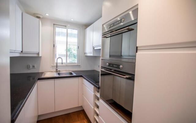 Imperial Apartment by Connexion