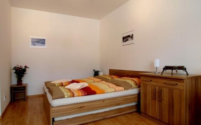 Penzion a restaurace Sklář