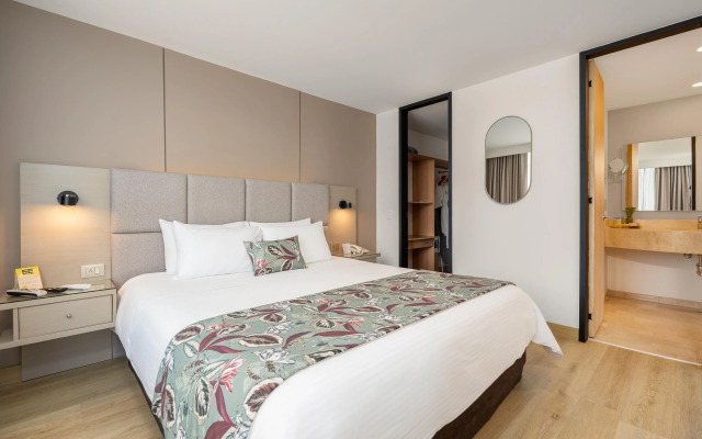 Novelty Suites Hotel