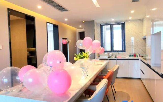 Zaishui Yifang Holiday Hotel