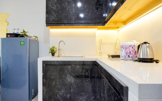 Nice And Comfort 2Br At Daan Mogot City Apartment