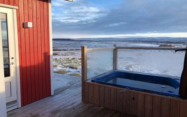 Blue View Cabin 1B with Hot Tub