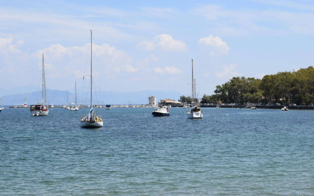 Garitsa bay Apartment