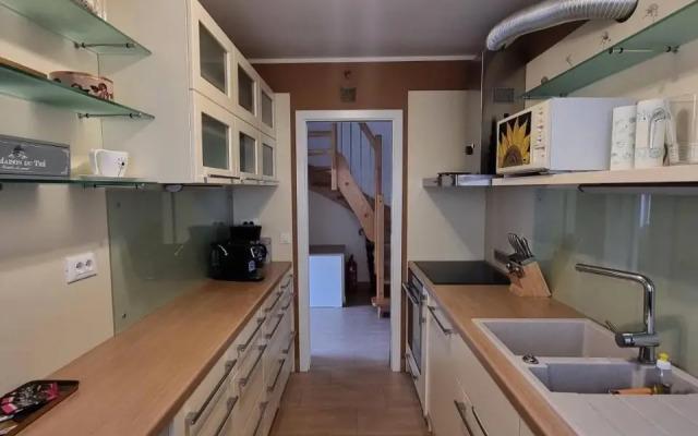 Apartment and Rooms HISA SONCA