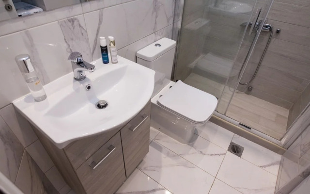 The Kipseli Suite Sophisticated Cozy apt