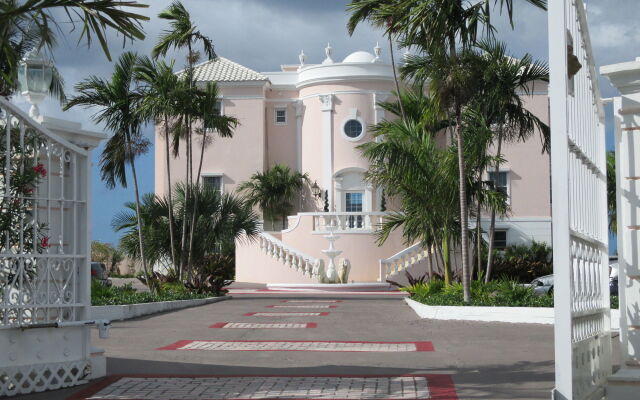 Ocean West Boutique Hotel