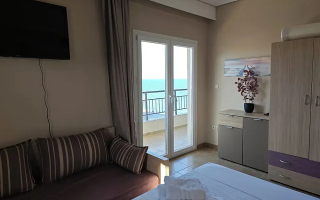 Studio Just On The Beach