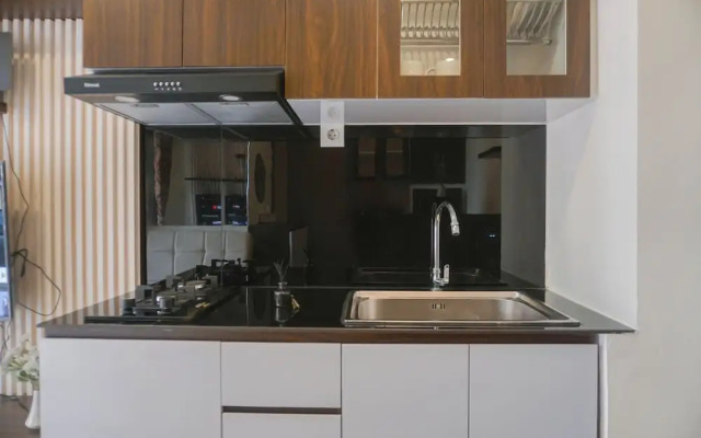 Warm And Modern Style 2Br At Meikarta Apartment