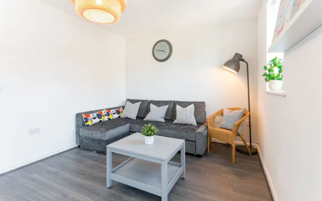 Liverpool Short Stay-Belmont Suite