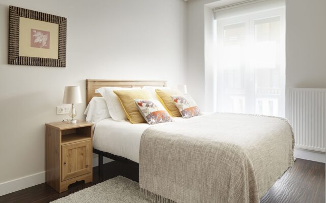 Bermingham Apartment by FeelFree Rentals