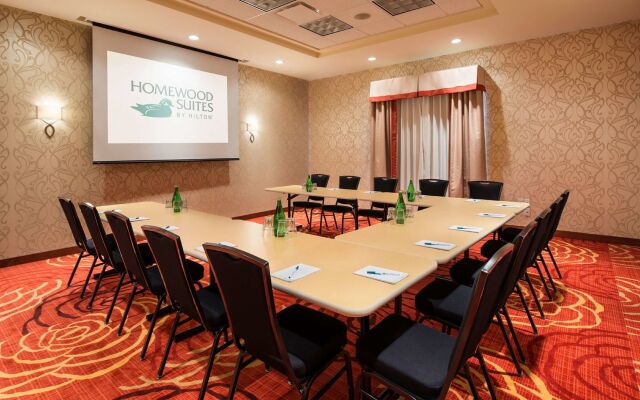 Homewood Suites by Hilton Winnipeg Airport-Polo Park, MB