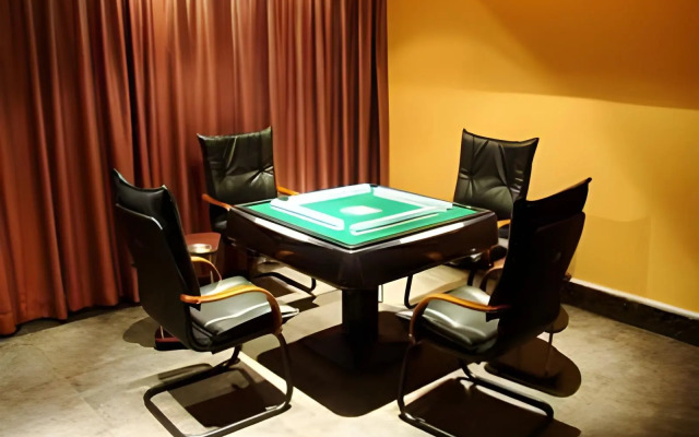 The Clipper Hotel
