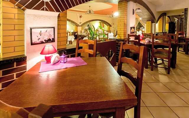 Kompleks Hotelowy Logos