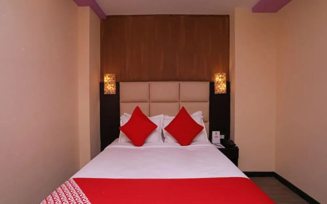 The Dolphin Palace By OYO Rooms