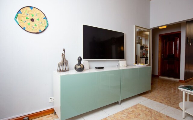 Oheneba Tema - Luxury Hot -tub Retreat With Wi-fi