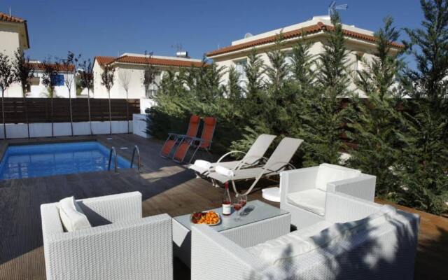 Protaras Villa Chateau Blanc - Platinum Collection