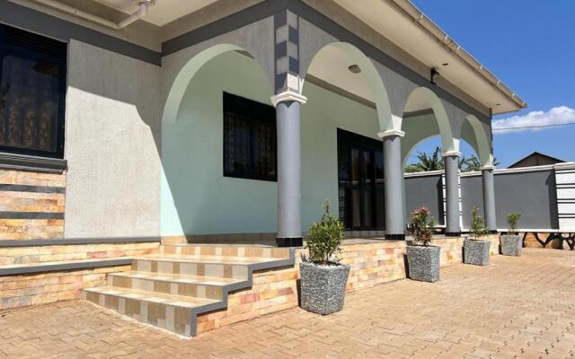 Spacious and Comfortable House in Kampala, Uganda