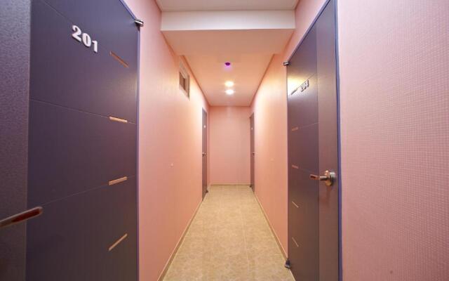 Rainbow Hotel Myeongdong
