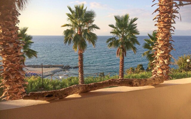 Beautiful Apartment in Briatico With 4 Bedrooms and Wifi