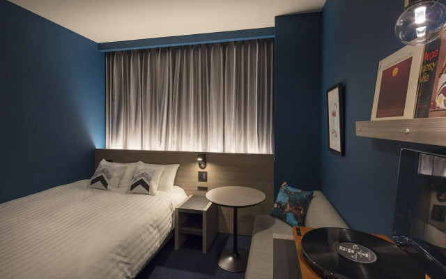 Hotel She, Osaka