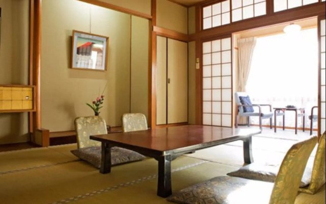 Mikuniya