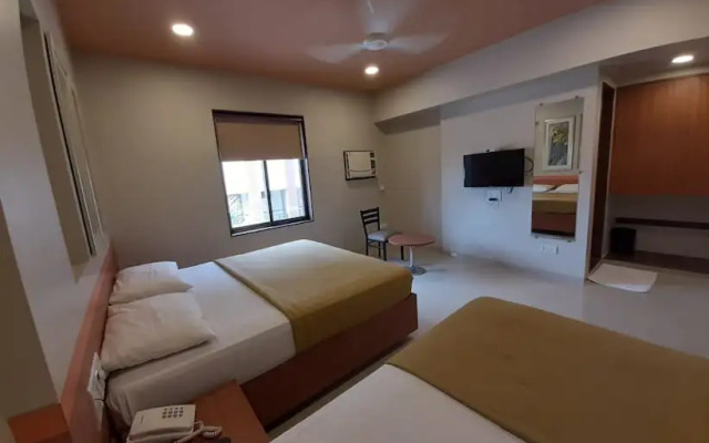 Hotel Sai Palace Express