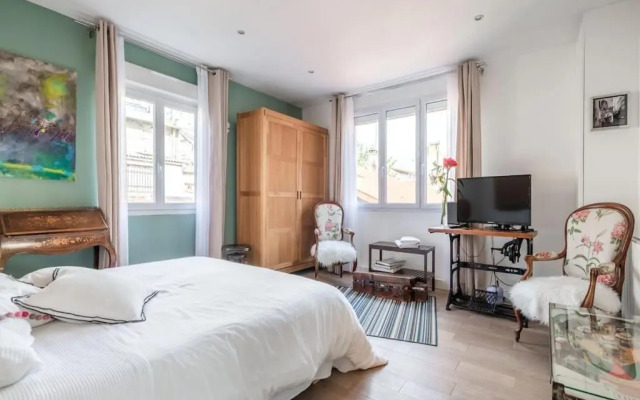 Posada Paris