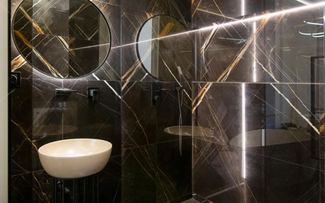 Antique Glam Apartment in Old Town Prague