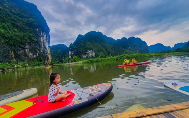 Quoc Khanh Bamboo Homestay - Hostel