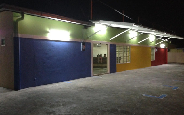 First Guest House Alor Akar