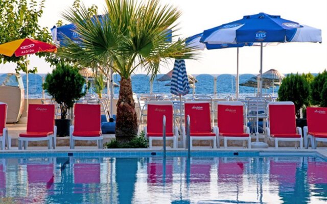 Dogan Beach Resort & Spa Hotel