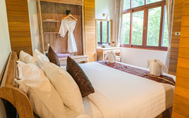 Chivapuri Beach Resort