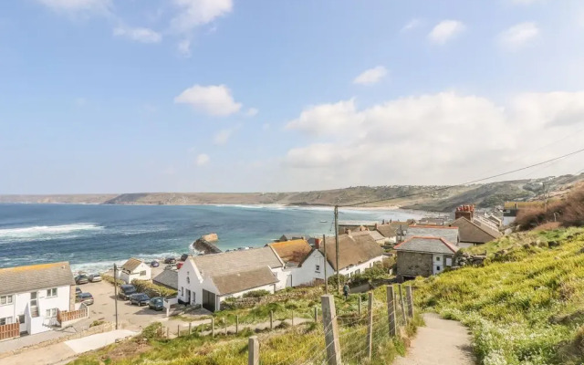 Sennen Heights