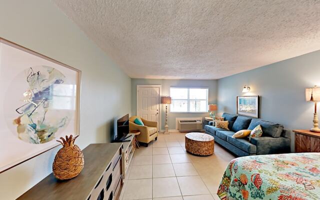 111 Sea Breeze - 1 Br Condo