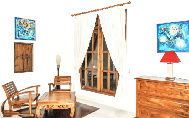 Villa With 3 Bedrooms in Kabupaten Buleleng, With Wonderful sea View, – Guest Rooms – Kalibukbuk