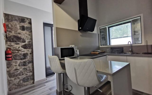 Basalt House B by Madeira Sun Travel