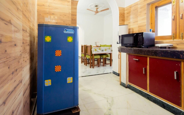 OYO 13292 Home Peaceful 2BHK Villa Kempty Fall